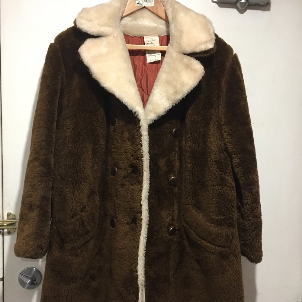 VINTAGE DOUBLE BREAST TEDDY FUZZY COATS SIZE 18